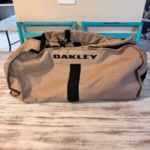Oakley Tactical‎ Field Gear Duffle Bag Backpack Beige & Black